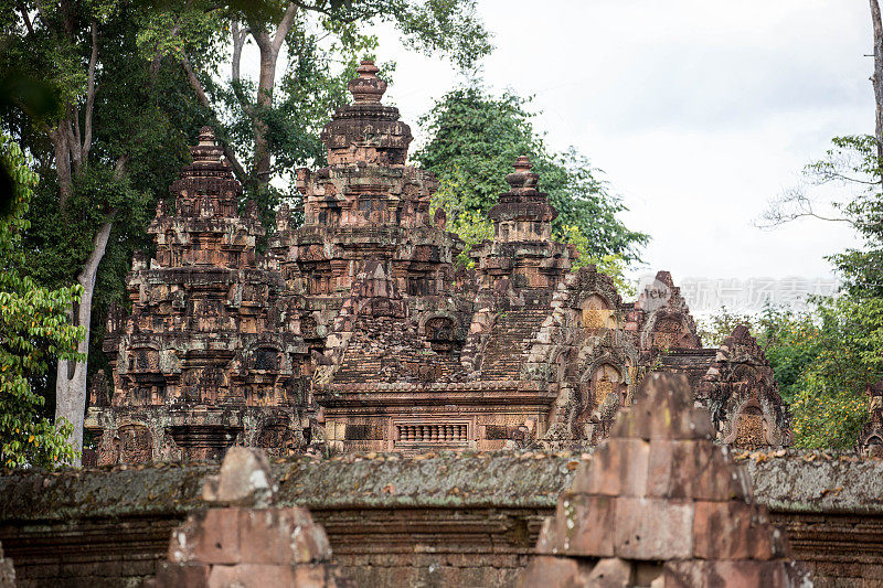 柬埔寨:吴哥建筑群的Banteay Srei庙